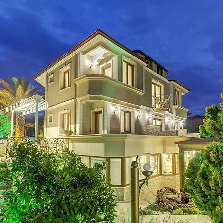Cunda Oezerbey Konagi (Adults Only) Hotel Аявали Екстериор снимка