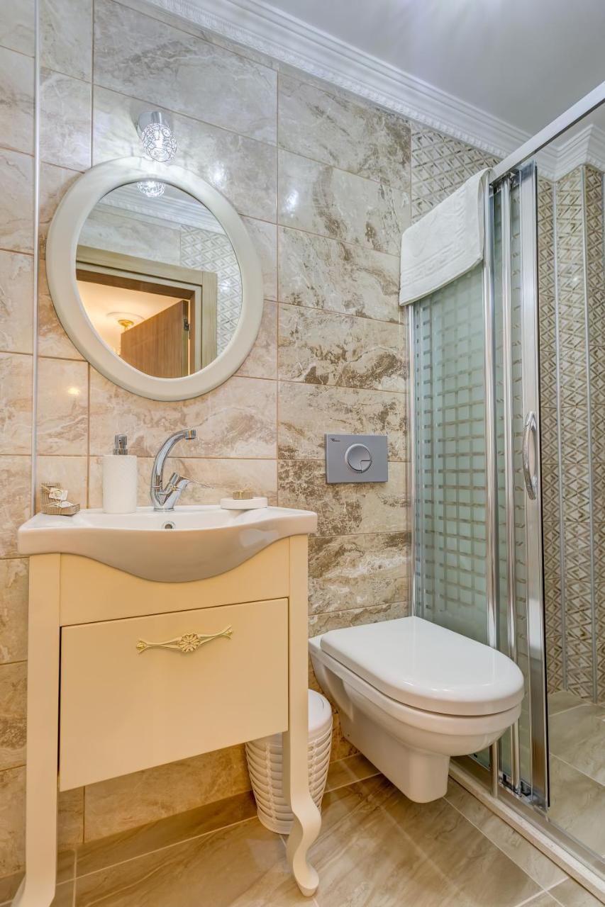 Cunda Oezerbey Konagi (Adults Only) Hotel Аявали Екстериор снимка